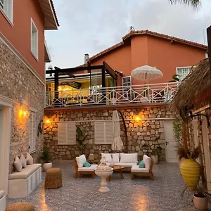 Noa's Boutique Bed & Breakfast
